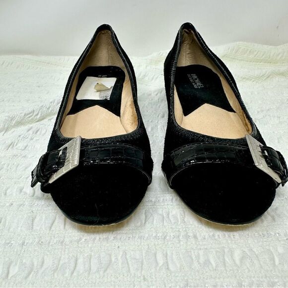 Michael Kors Suede Buckle Low Wedges- Size 9 - Picture 13 of 13